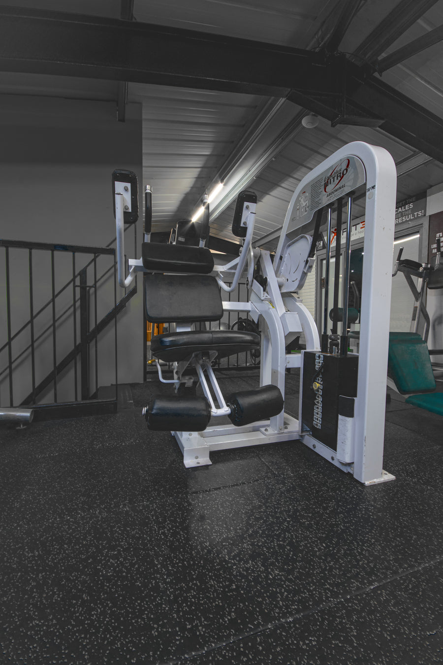 Nautilus Nitro selectorised ab crunch machine at Mas Body Gym Middlesbrough